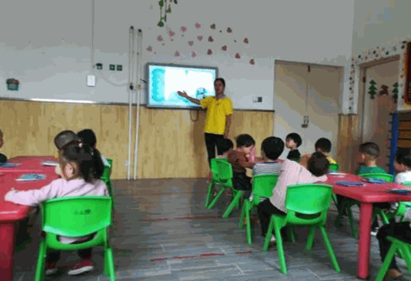 昂立自主美劳教育